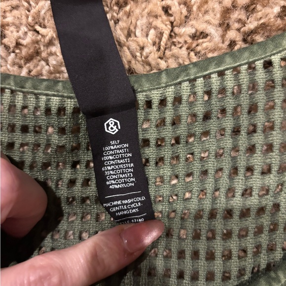 Agnes & Dora Woven Eyelet Tank Bundle - Picture 5 of 10